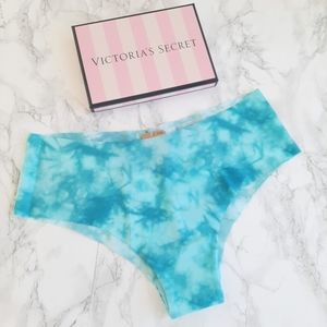 PINK VS NO-SHOW CHEEKSTER PANTY